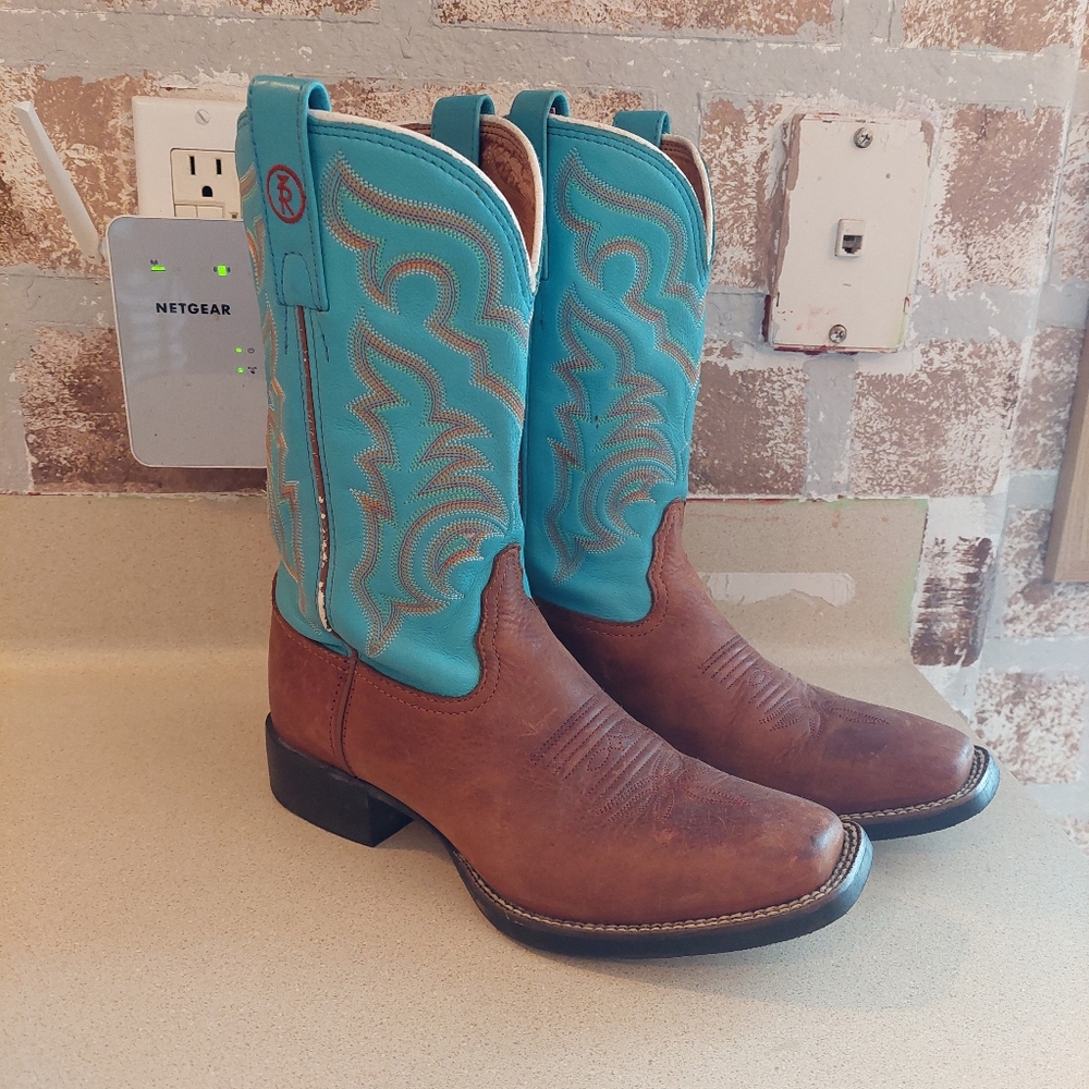Tony Lama western boots